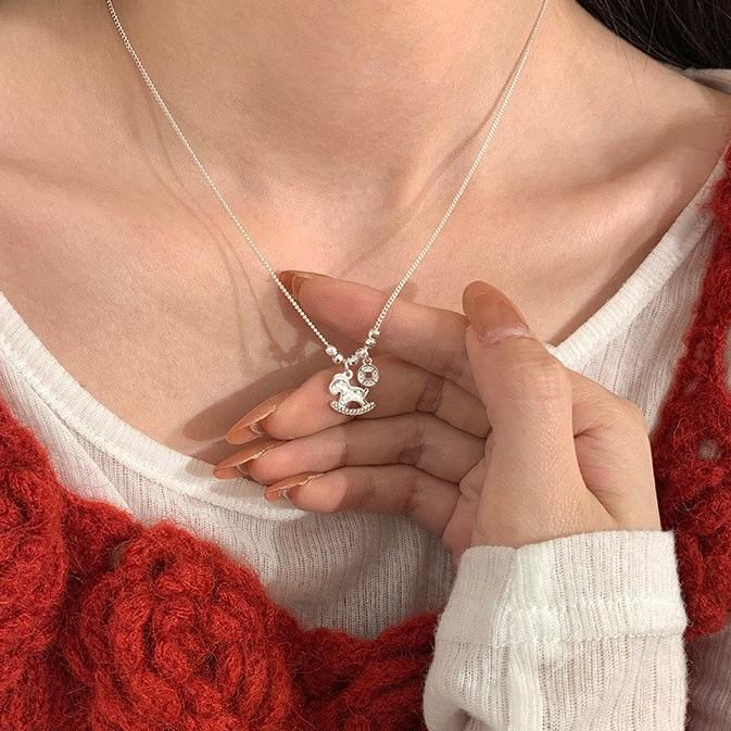 2026 Year of the Horse Rocking Horse Necklace: Fashionable Luxury Clavicle Chain with High-End Appeal