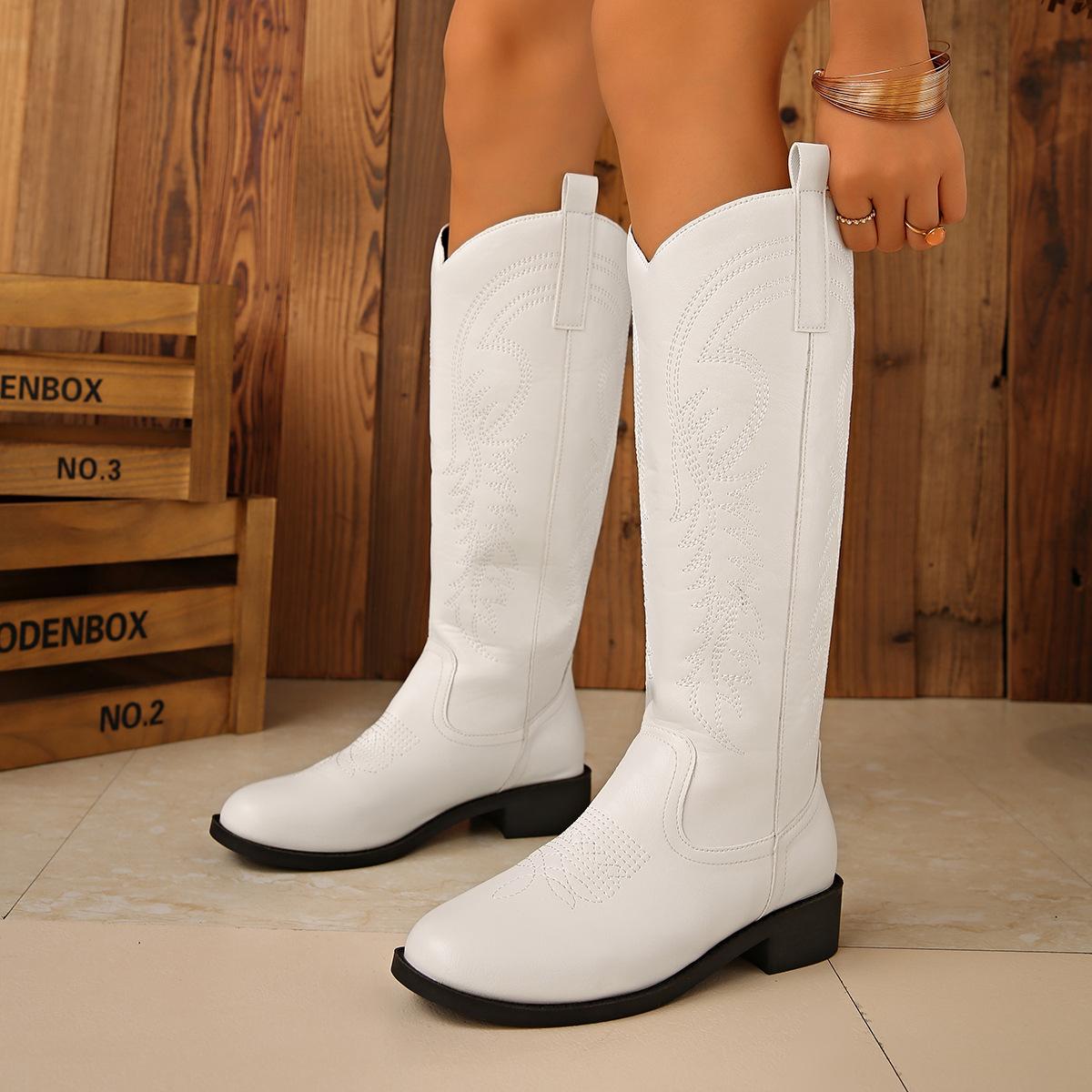 

thick-soled western cowboy boots women s 2025 summer new embroidery travel wear medium boots outdoor desert short boots 36