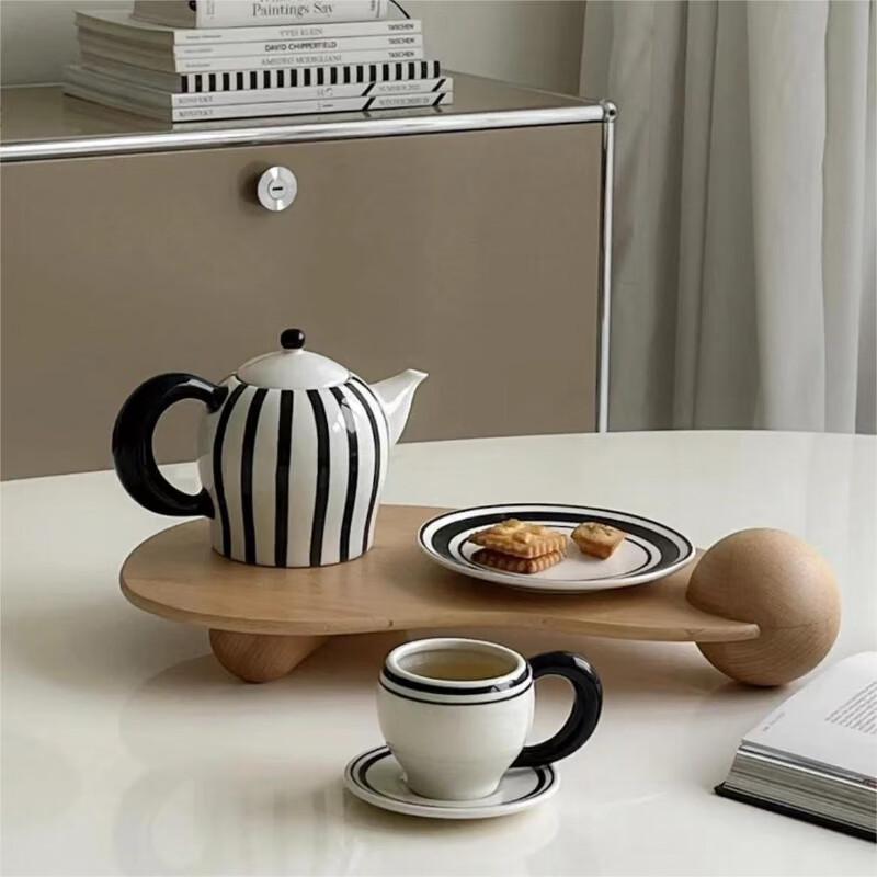 Shangqi Vintage Ceramic Tea Set with Pot and Four Cups
