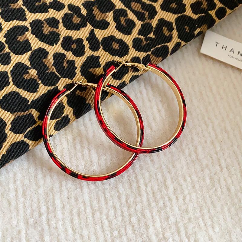 Pendientes de piel con estampado de leopardo europeos y americanos, pendientes de lujo ligero, diseño exquisito y versátil, pendientes para mujer