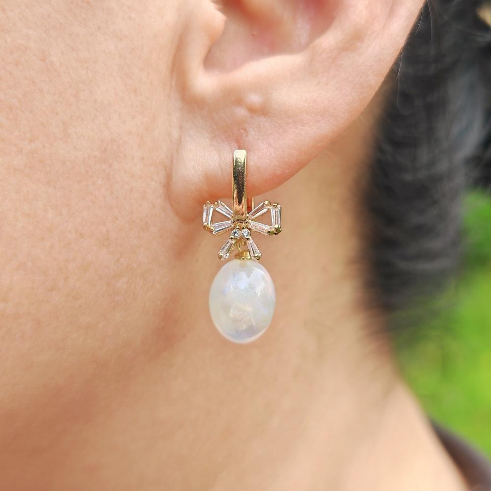 1 pár třpytivých kulatých/oválních imitací perly Visací náušnice pro ženy Motýlek s kubickou zirkony Svatební doplňky