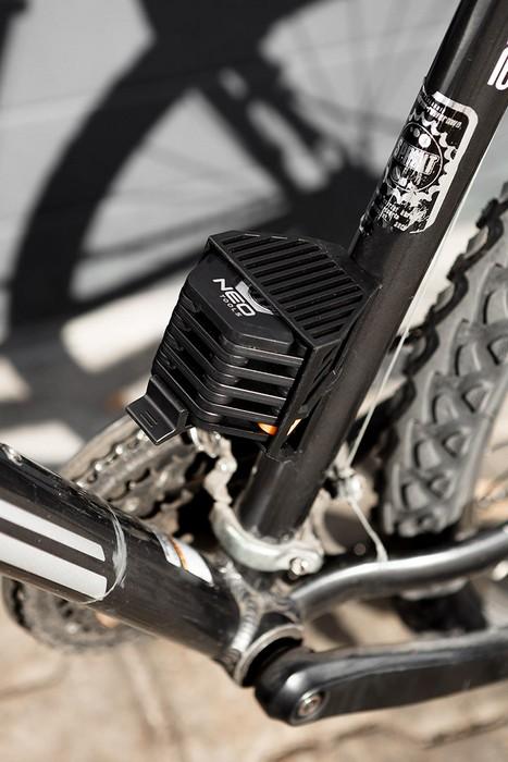KEYED FOLDABLE BIKE LOCK - T N91-006