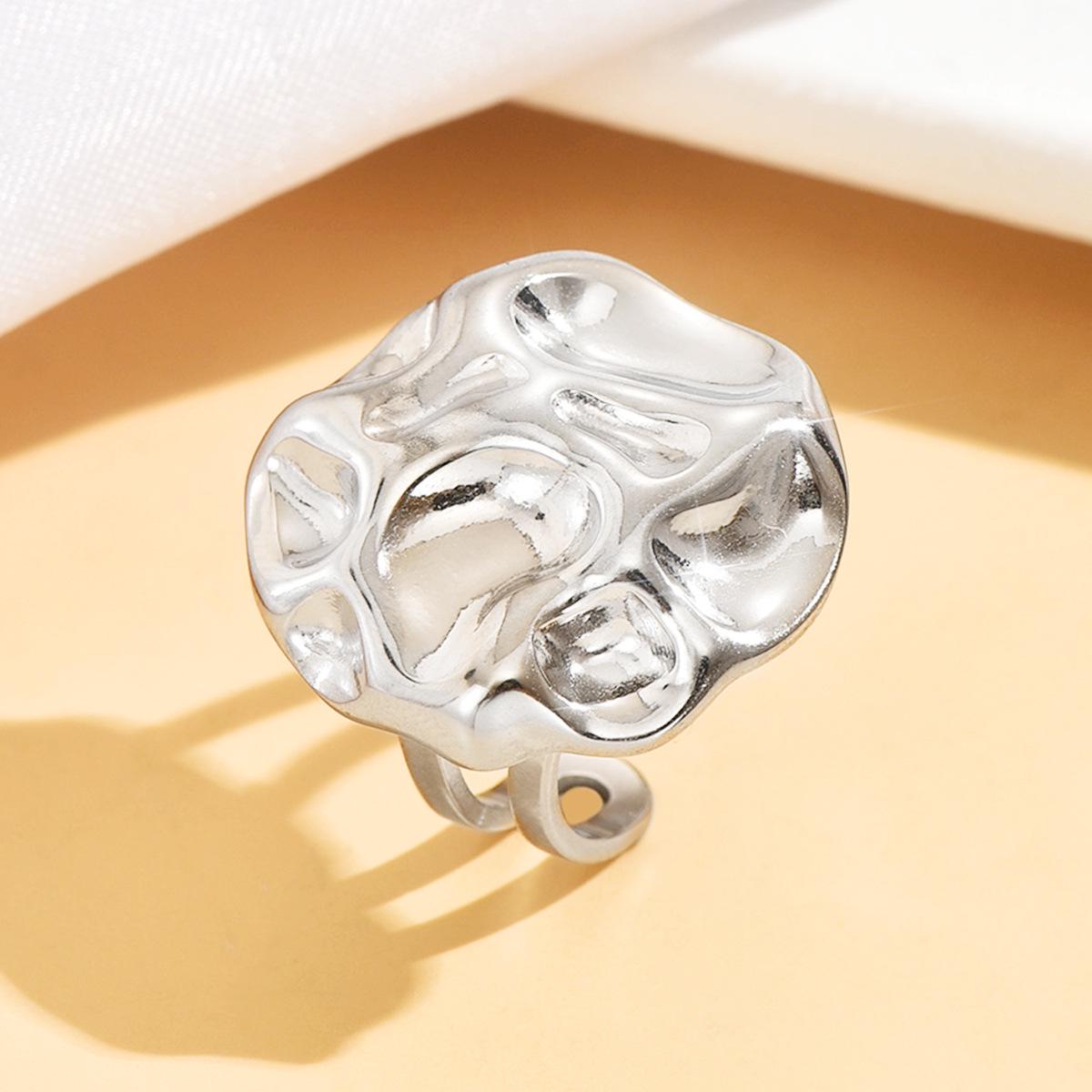 Retro Baroque Embossed Stainless Steel Personalized Ring with Irregular Design