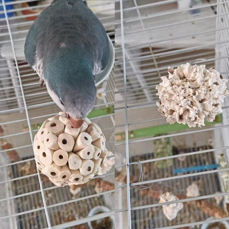 3PCS Sola Balls Bird Chew Toys, Natural Sola Wood Parrot Foot Toys, Shredding Foraging Toys for Small & Medium Pet Birds