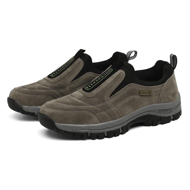 New Outdoor Leisure Sports Shoes for The Elderly In Spring Summer and Autumn Trendy and Durable Shoes Comfortable Soles Shoes