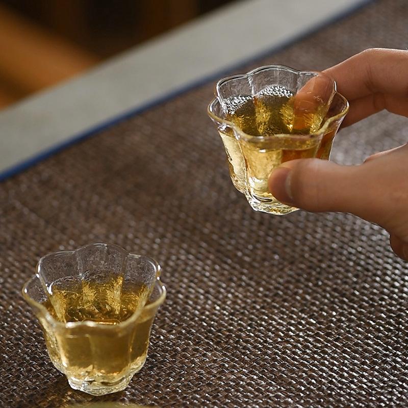 Verdickte hitzebeständige Petal Hammerschlag Glas Teetasse Teetasse Haushalt Einzelbecher Persönliche Tasse Teezeremonie Teeset Tasse