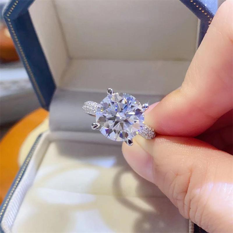 Luxury 5 Carat D Color Moissanite Women's Ring with Eight Hearts and Arrows Cut - European and American Style