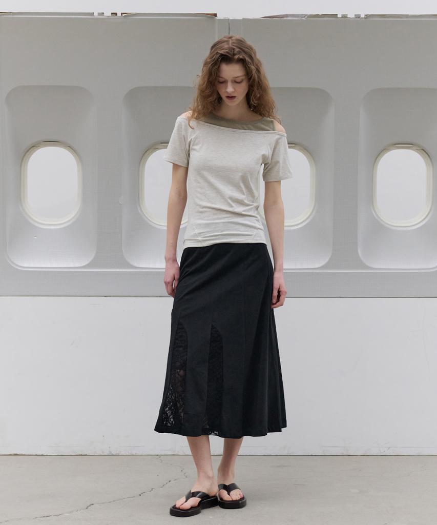 Toabe Lace Cut Flare Long Skirt (Black)