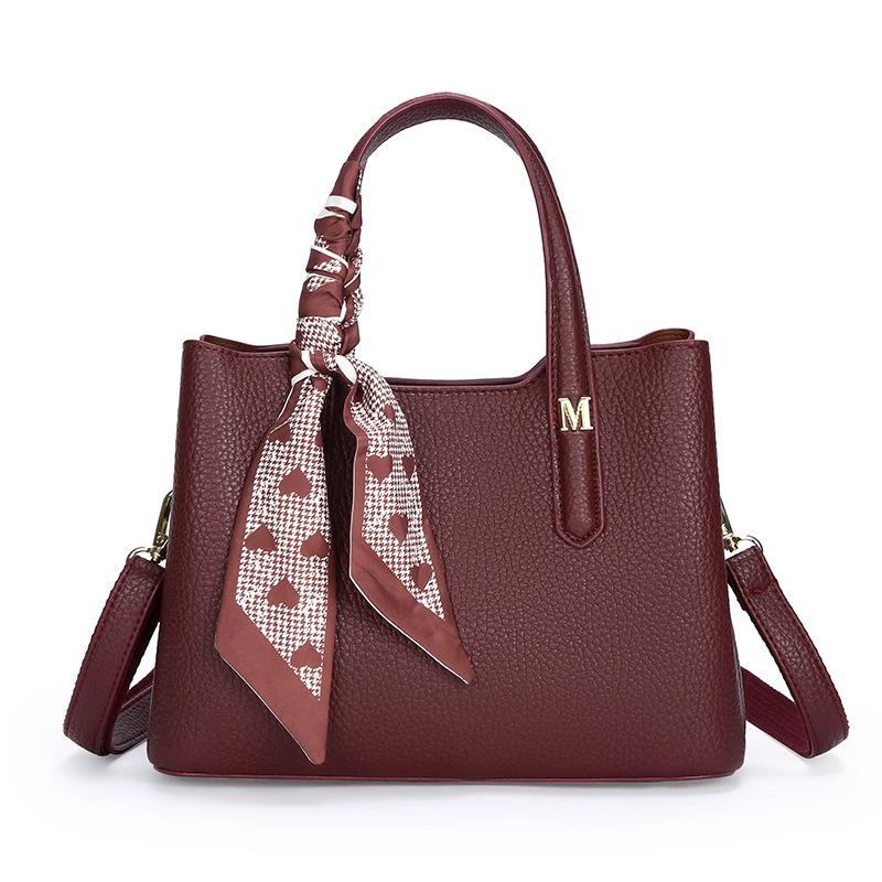 

Ladies Handbag Classic Fashion Mom Bag New Commuter Shoulder Crossbody Bag Premium Handbag Bag