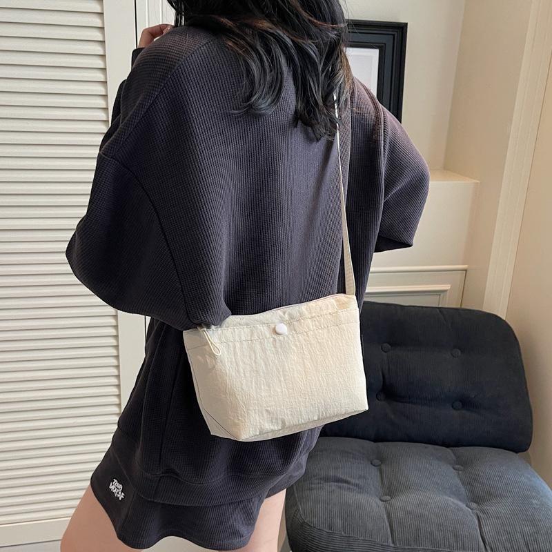 Wind Solid Color Simple Breast Bag Versatile Fashion Satchel Texture Nylon Cloth Messenger Women's Bag