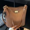 Light Luxury Woven Bucket Bag, Tote Bag, Women's New Fashionable and Simple Casual Commuter Armpit Bag