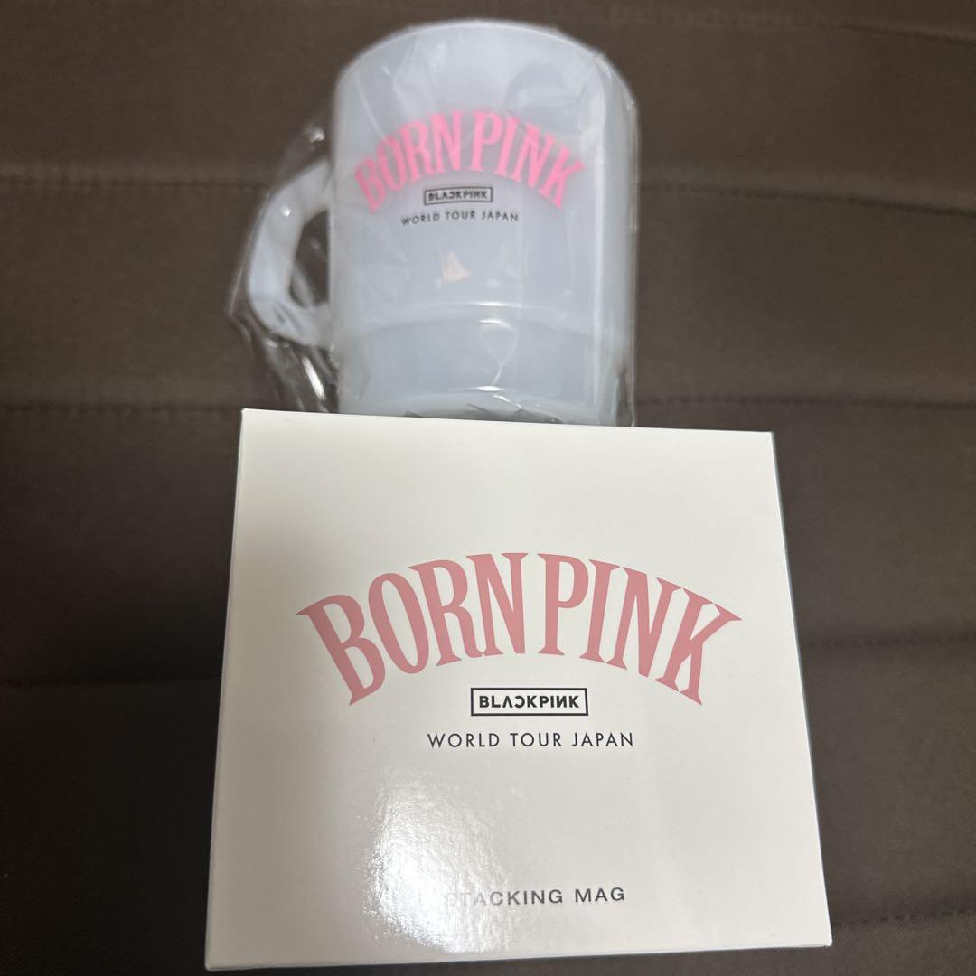 

[Б/У] Кружка-пирамида BLACKPINK Белая