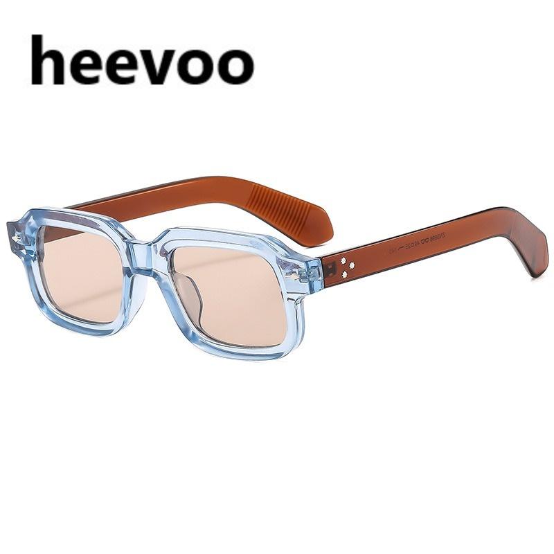 Vintage Square Sunglasses Men Women Retro Rivets Rectangle Sunshade UV400 Protection Fashion Brand Eyewear