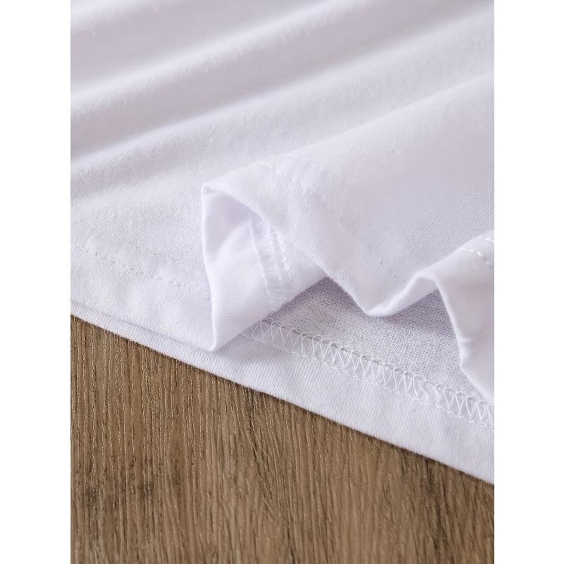 European Size [Eiffel Tower T-Shirt] Stylish Women's T-Shirt Featuring a Print of The Eiffel Tower And Vintage Bicycles