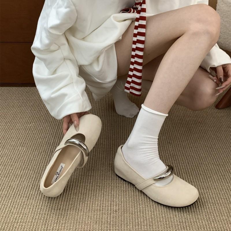 French retro round head 2025 Mary Jane shoes single shoes women's spring new breathable and lightweight single shoes small leather shoes casual shoes