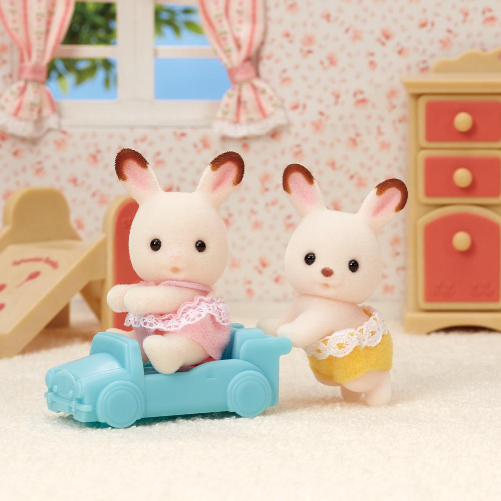 [toytron] Sylvanian Families Chocolate Rabbit Twins Figure Set (5420)