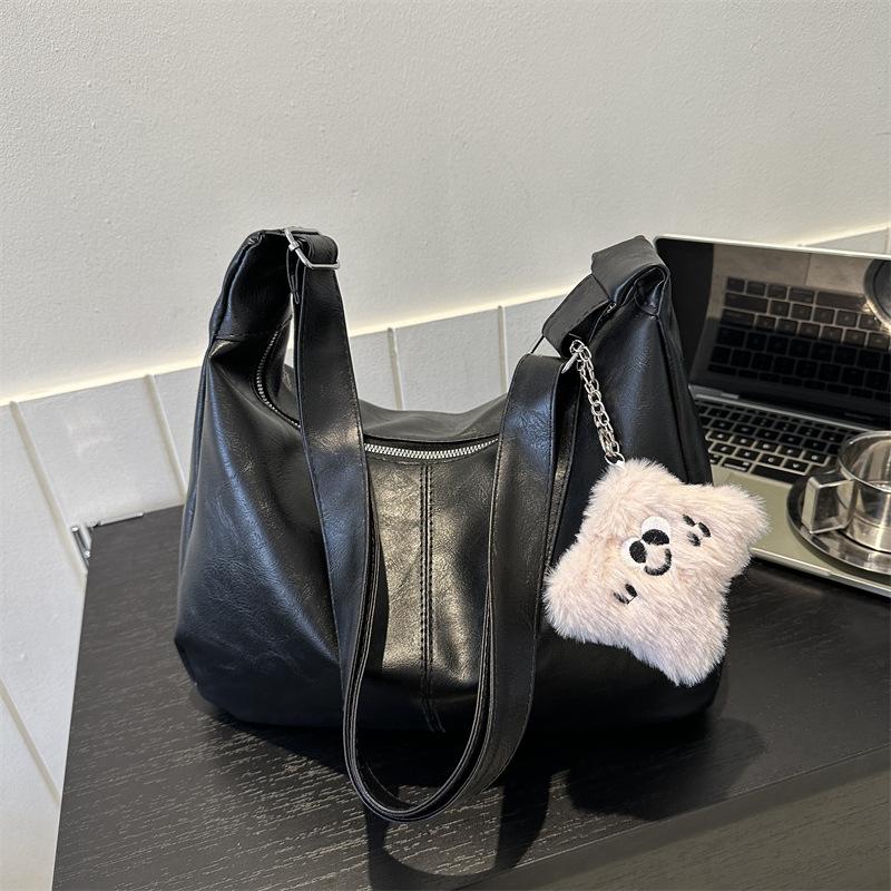 Fashionable Ins Crossbody Bag for Women's New Trendy Spring Retro Tote Bag College Style Casual Large Capacity Bag