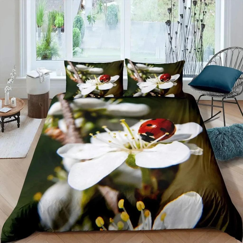 Ladybug Duvet Cover Set 3D Ladybug Printed Bedding Set For Kids Boys Girls Flying Entomology Soft King Size Quilt Cover