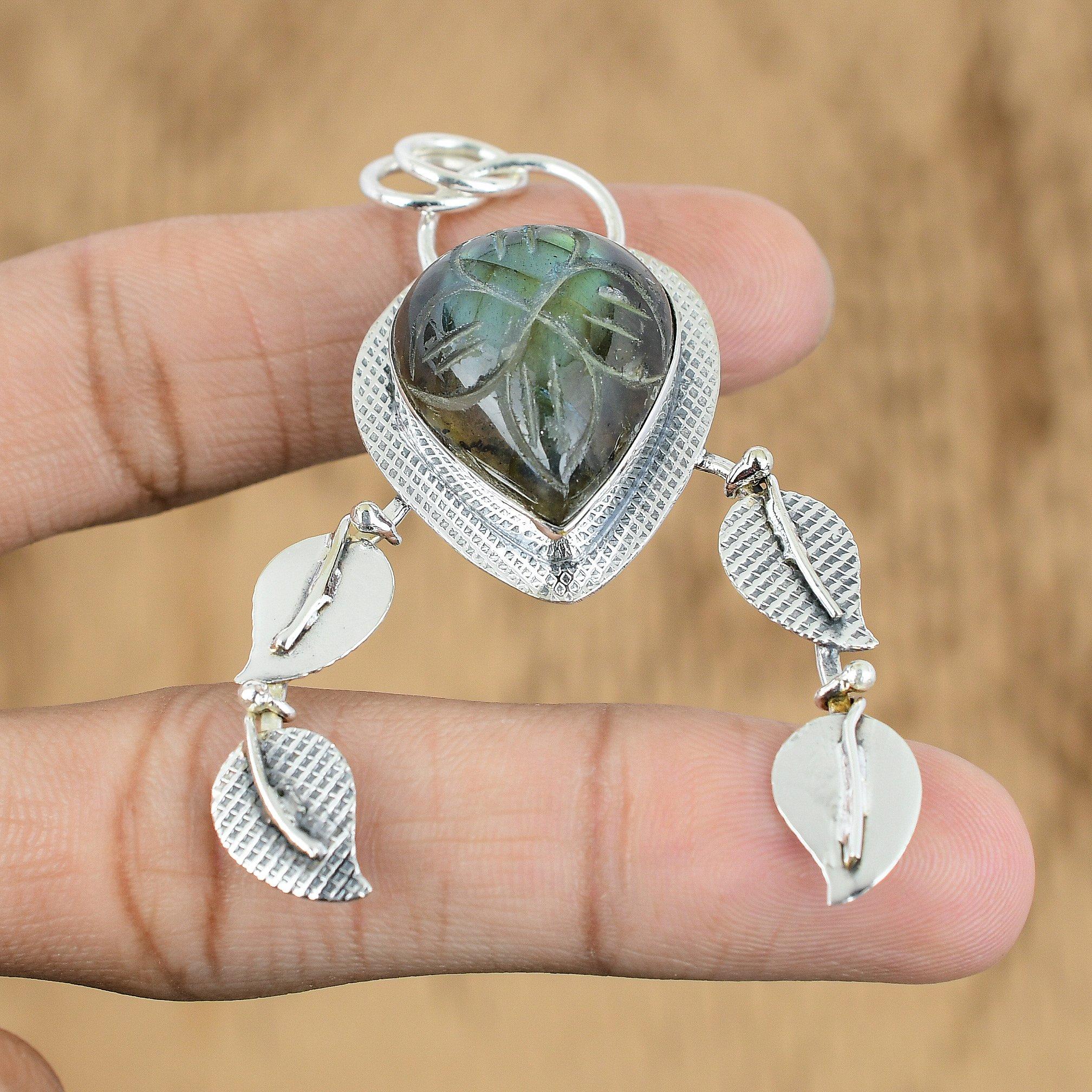 

Third Eye Chakra Natural Carved Labradorite Pendant Jewelry 925 Sterling Silver