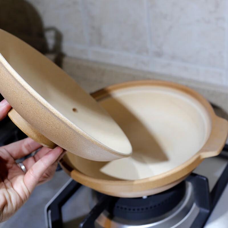 0.5L Shallow Clay Casserole Pot