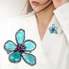 Fashion Luxury Crystal Flower Brooches for Women Corsage Lapel Pins Elegant Wedding Party Jewelry Accessories