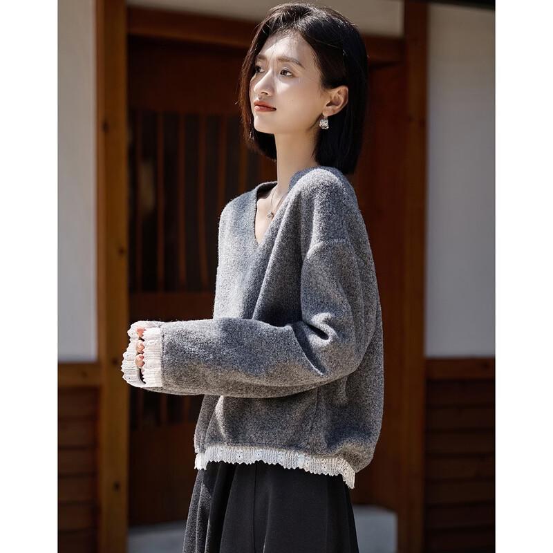 Demana 'Lace Poetry' Vintage Lace Patchwork V-Neck Sweatshirt