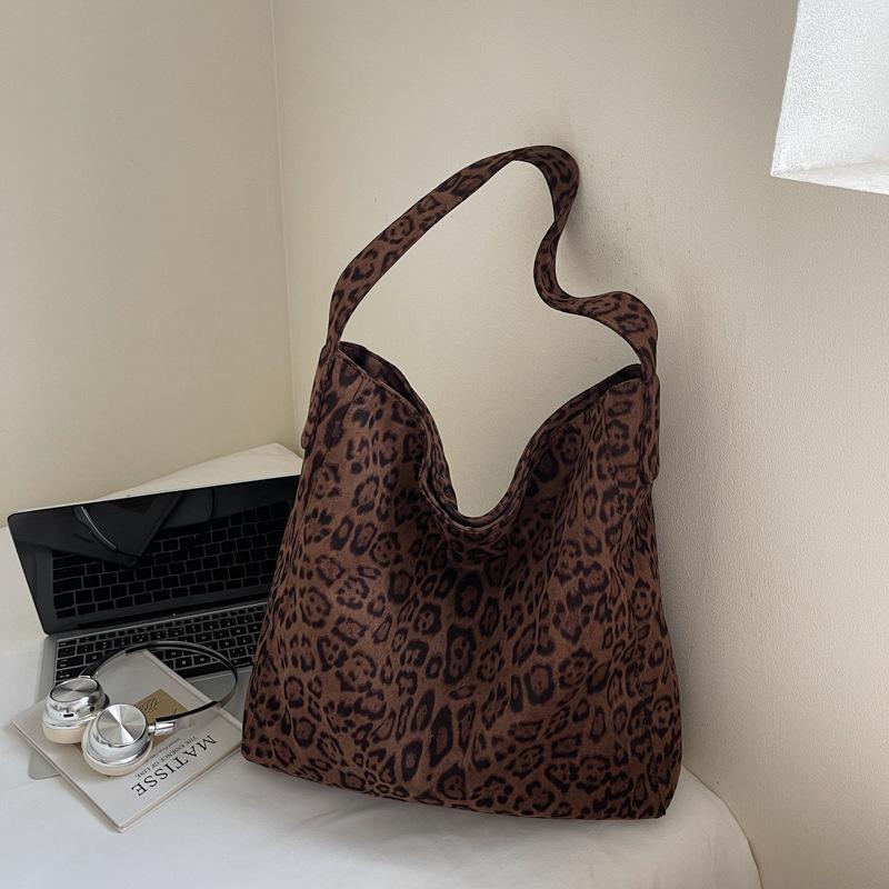 Große Kapazität Leopardenmuster Tasche Damen neue Mode vielseitige Umhängetasche Retro lässige Pendler Tragetasche