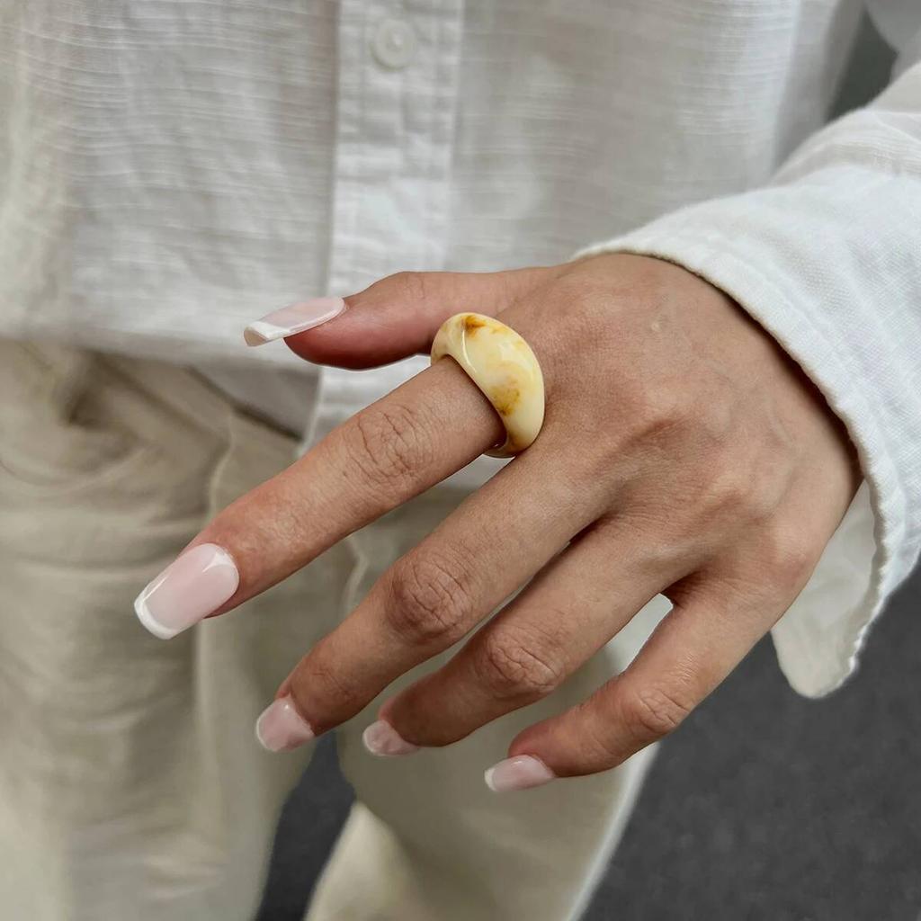 SHIXIN 4 Styles Bohemian Smooth Surface Acrylic Resin Ring for Women Vintage Elegant Irregular Finger Rings New Trendy Jewelry