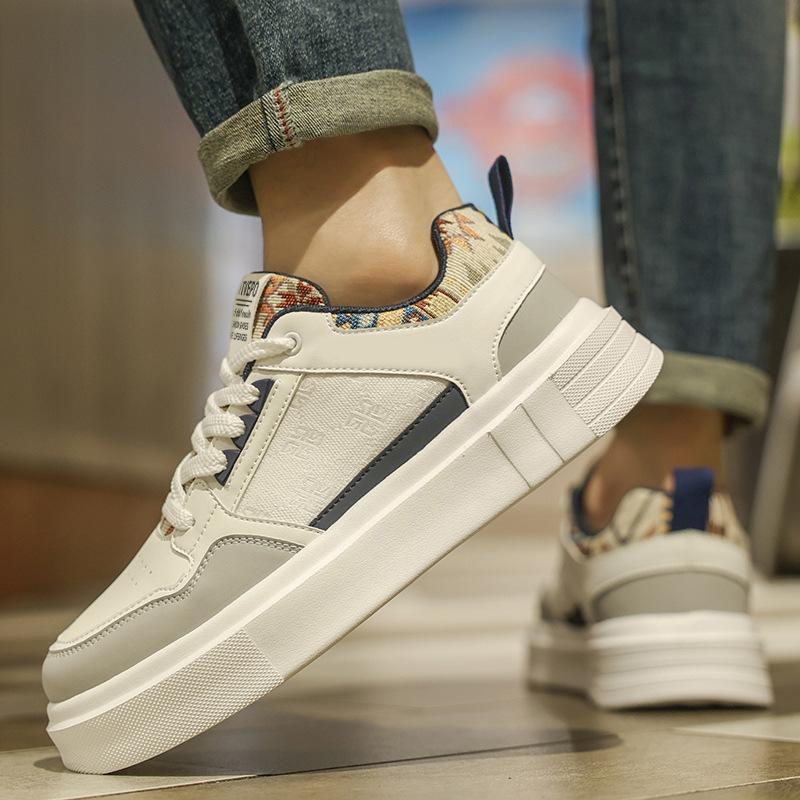 New low-top soft-soled cushioning comfortable casual shoes college wind skateboard shoes