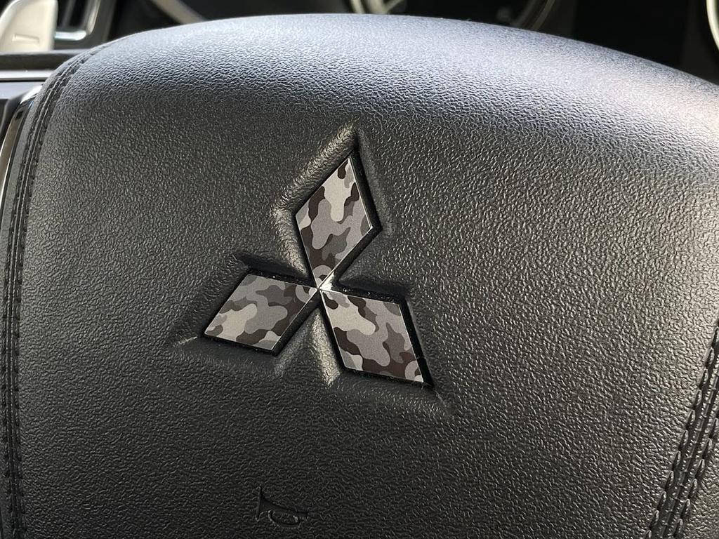 Delica D: 5 MC After Three Diamond Emblem Sticker Camouflage Gray