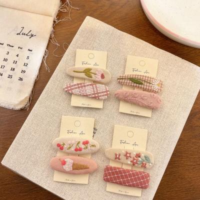 1 Pair Hairpins Rounded Edges Metal Stable Grip Hand-Embroidered Flower Pattern Wide BB Clip Side Bang Hair Accessories
