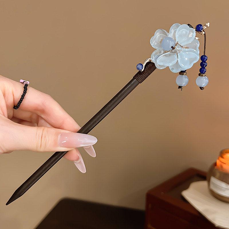 Children's White Magnolia Hanfu Hairpin with Tassel - Traditional Style Accessory for Girls