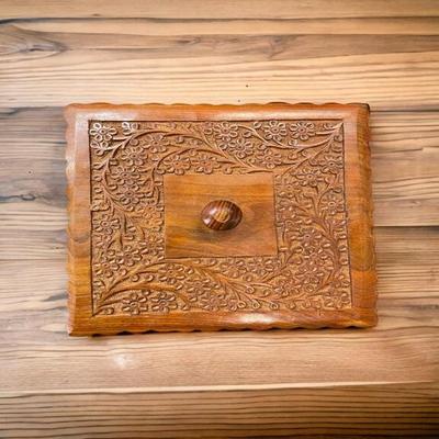 Sheesham and Teak Wood Dried Fruit Box 22cm 4 Partitions Handmade Hand Carved Hand Carved