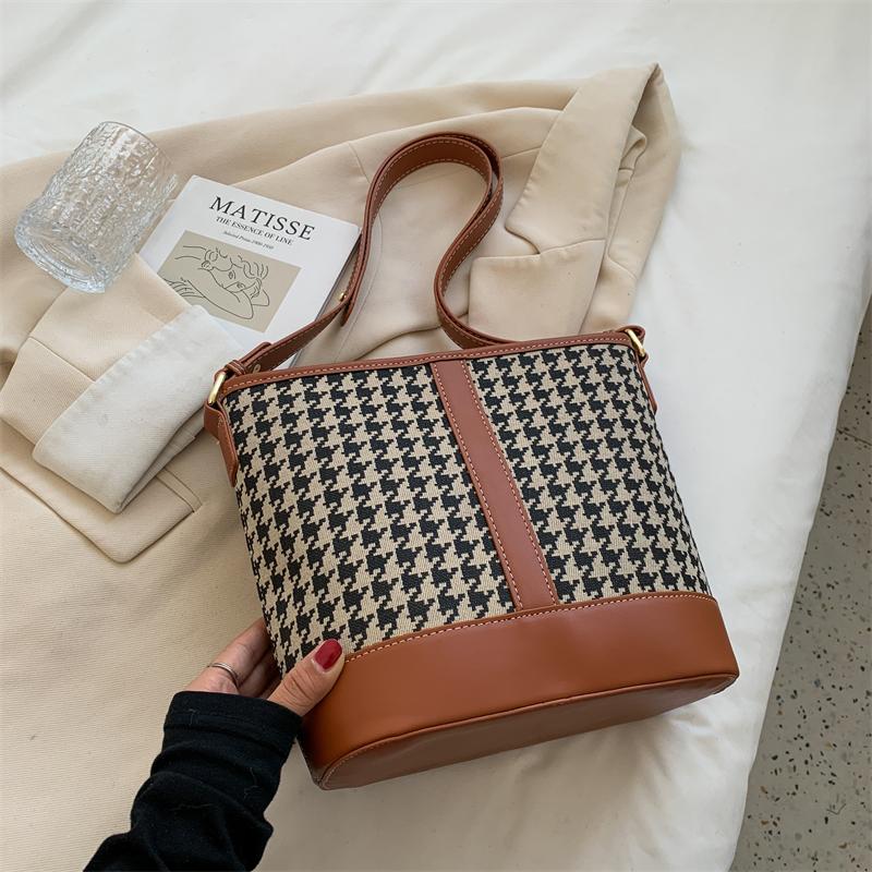 Vintage Houndstooth Shoulder Handbags Luxury Brand Designer Women's Bag Small Bucket Crossbody Bag Travel Shopper Armpit Purse