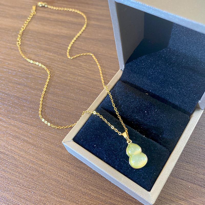 Light Luxury Full Diamond Inlaid Zircon Titanium Steel Clavicle Chain Fairy Versatile Delicate Necklace Gift for Girlfriend