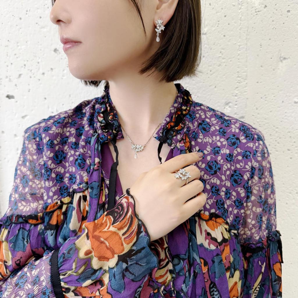 Metal Star Earrings SAME1514 XB [Anna Sui]