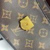 [Pre-Owned] Passy Classic Monogram Adjustable Shoulder Strap Coated Canvas With Leather Trim Messenger Bag - Good #1O4KVH4
