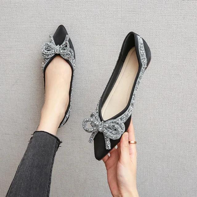 Fashion Plus Size 35-43 Autumn New Fashion Women Shoes Fashion Women Bling Crystal Bow Pointed Toe Flats Shoes Slip On Women Boat Shoes