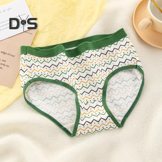 Japanese Style Teenage Girls Panties Cute Bear Pattern Green Cotton Crotch Briefs Mid Rise Cartoon Student Underpants