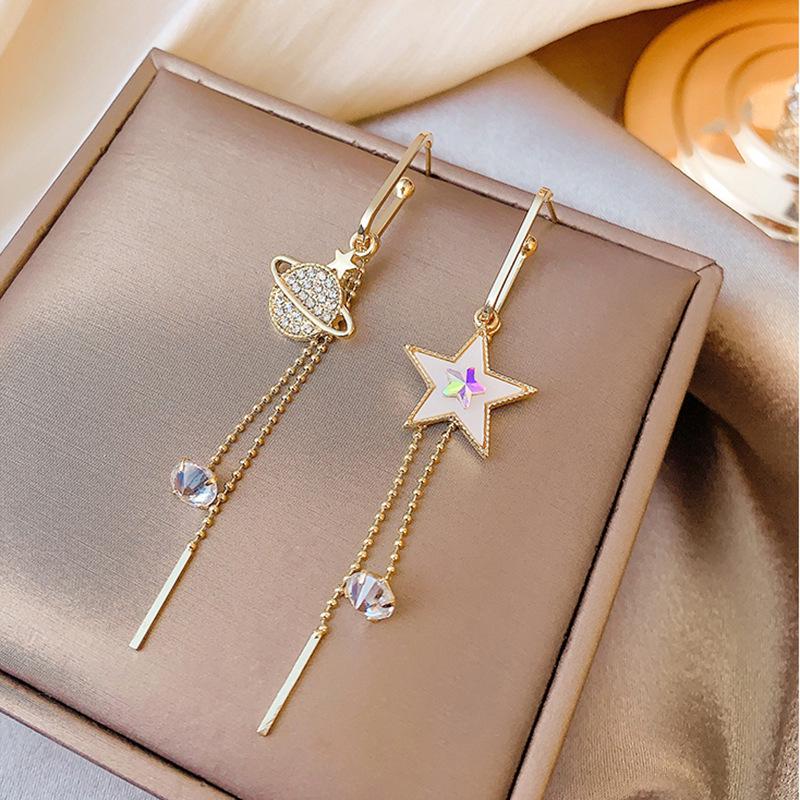 

2023 High-End Versatile Star & Earth Tassel Earrings with S925 Silver Needle for Women
