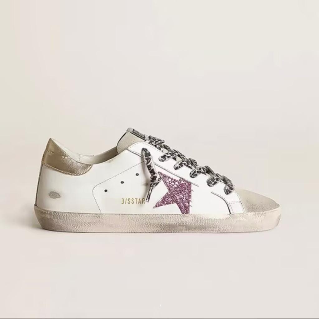 Unisex Retro Distressed White Shoes: Versatile, Height-Enhancing Korean GG Star Design