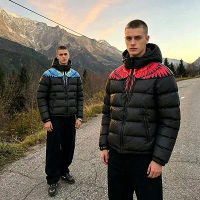 Zimná prešívaná bunda s kapucňou a potlačou krídel Teplý hrubý bavlnou polstrovaný kabát Štýl pre mužov, ženy, mládež