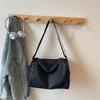 Black Large-Capacity Messenger Bag, Women'S Commuter Shoulder Bag, High-Value Large-Capacity Travel Bag, Small, Light And Water-Proof.