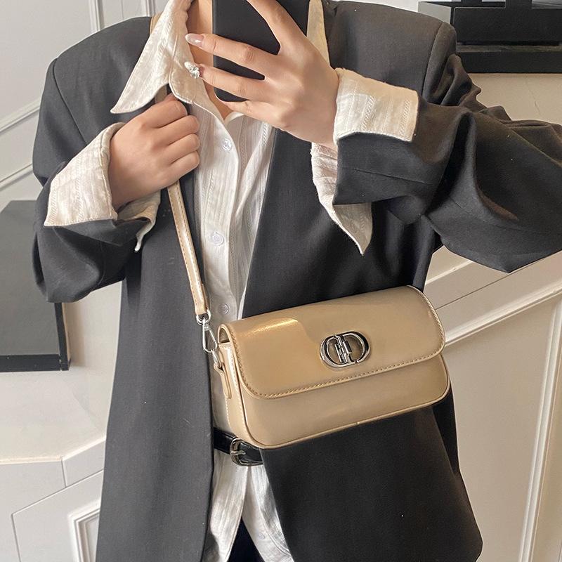 New Women's Bag Trend Versatile Fashion Trend Lock Chain Small Square Bag Single Shoulder Oblique Span Bag