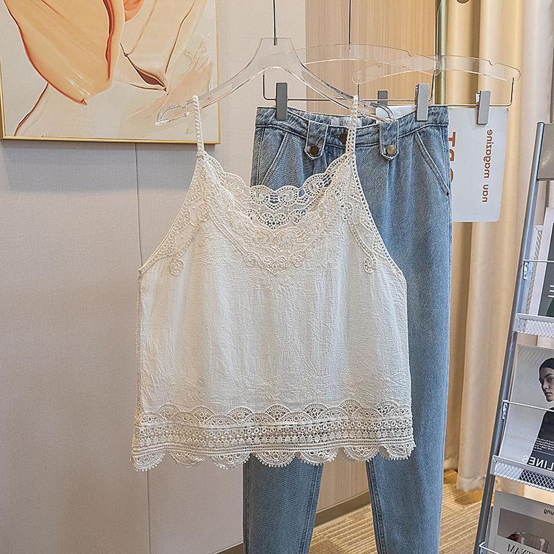 

Real price~ retro literary and artistic style lace cotton and linen bottoming embroidered lace hollow vest suspender top One size fits all абрикосовий