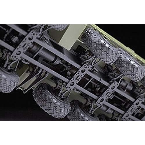 Zvezda 1/72 scale Russian RT-2PM2 Intercontinental Ballistic Missile Topol M plastic model kit