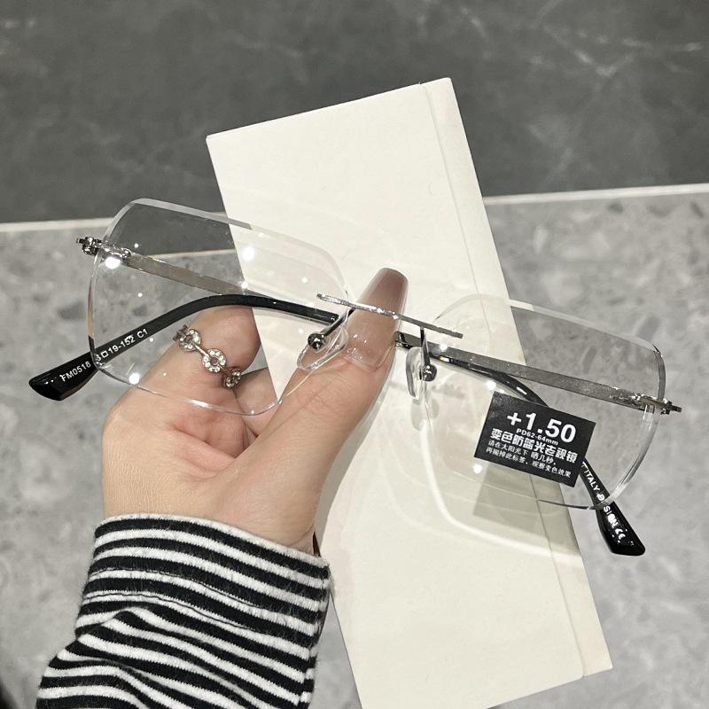 Fashion Photosensitive Color-Changing Frameless Trimmed Reading Glasses Anti-Blue Light Middle-Aged And Elderly High Definition Reading Reading