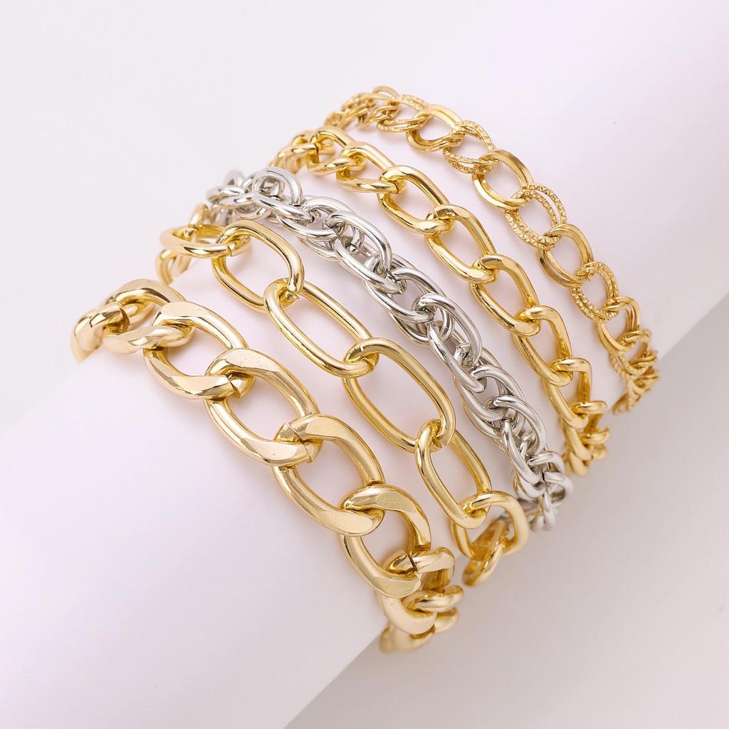 Set de Pulseras de Diamantes de Aleación: Pulseras Punk Apilables de Estilo Europeo y Americano para Mujer (4 piezas)