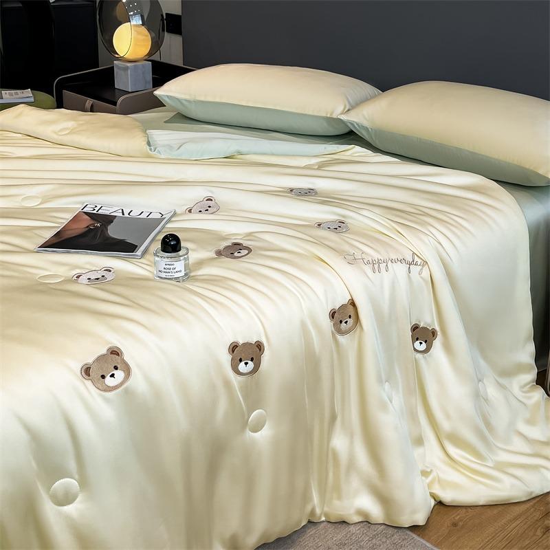 Summer Cool Feeling Ice Silk Summer Cool Quilt Four-Piece Machine Washable Summer Quilt Dormitory Single Quilt Core Double Air Conditioner Quilt