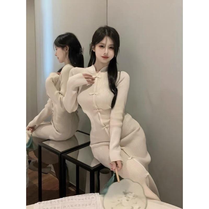 White buckle improved cheongsam knitted dress women's autumn high-end temperament long skirt
